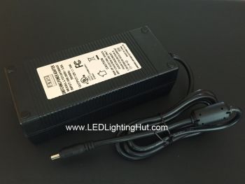 12V 10A 120W Plug in Power Supply Adapter, 100-240V AC Input